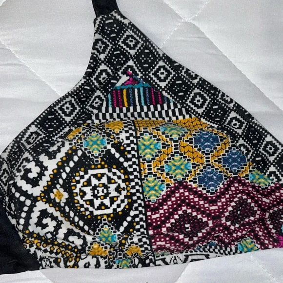 Mossimo Bikini Set- Top & Bottom 👙 - Picture 4 of 6